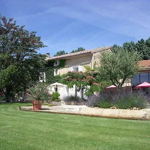 https://chambre-dhotes-mas-de-la-garance.fr-provencehotel.com